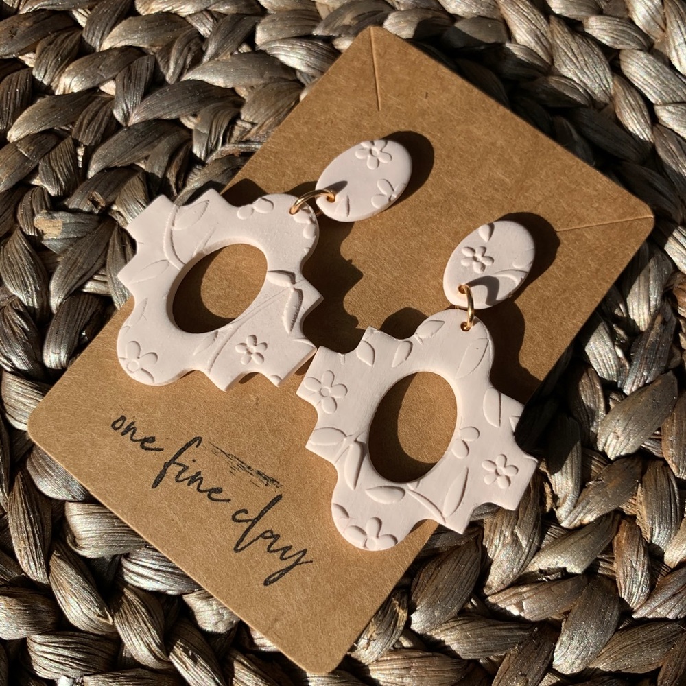 Textured Flower Clay Earrings in Cream - Picture 7 of 8